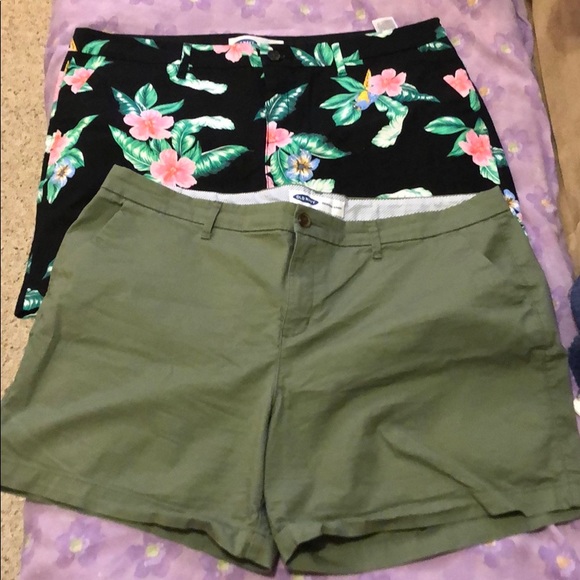 Old Navy Pants - Lot of Old Navy Every Shorts Size 16